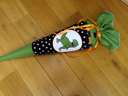 Schultüte Dinosaurier schwarz oliv Zuckertüte aus Stoff