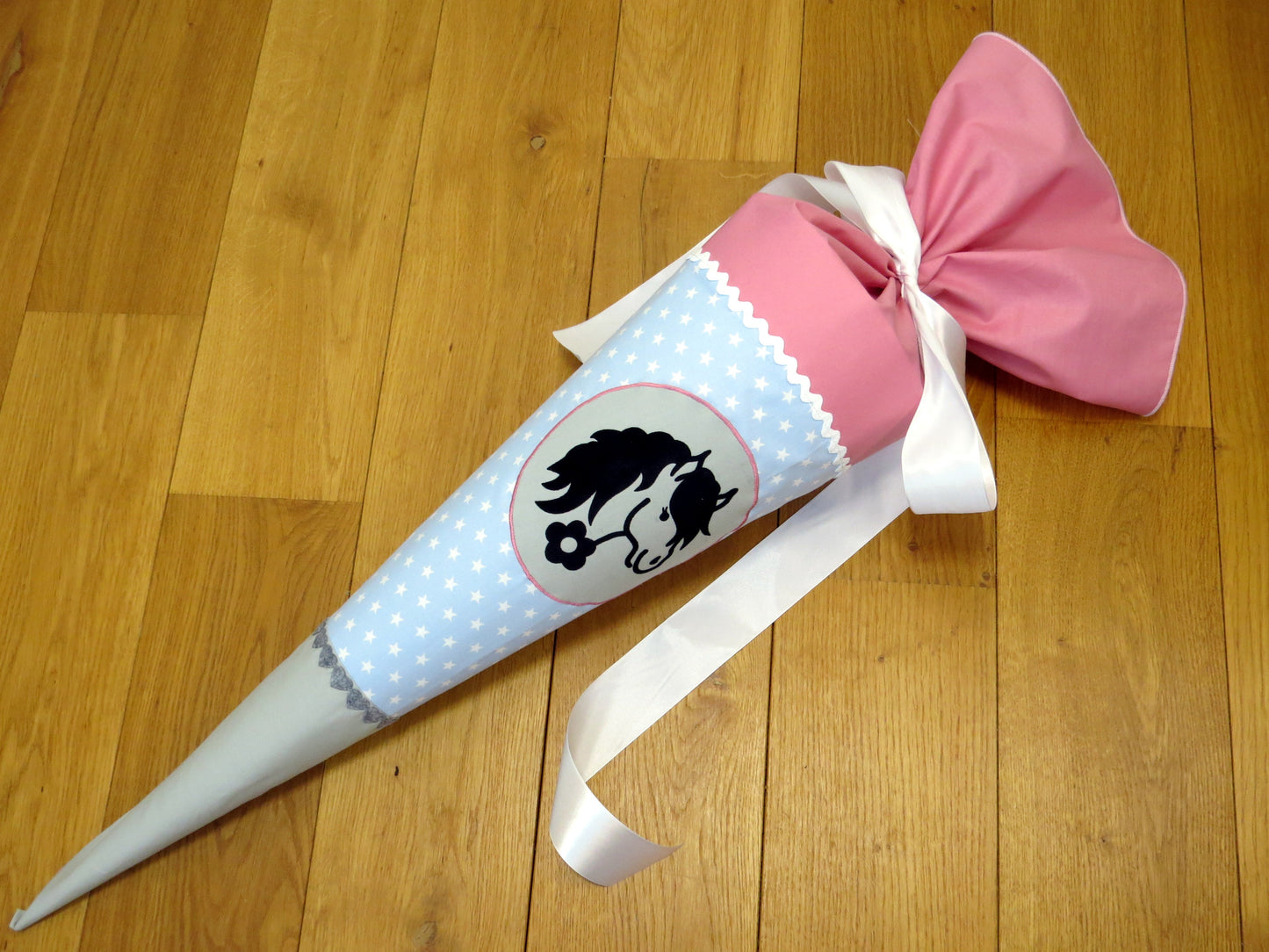 Schultüte Pony Pferd Zuckertüte aus Stoff rosa hellblau