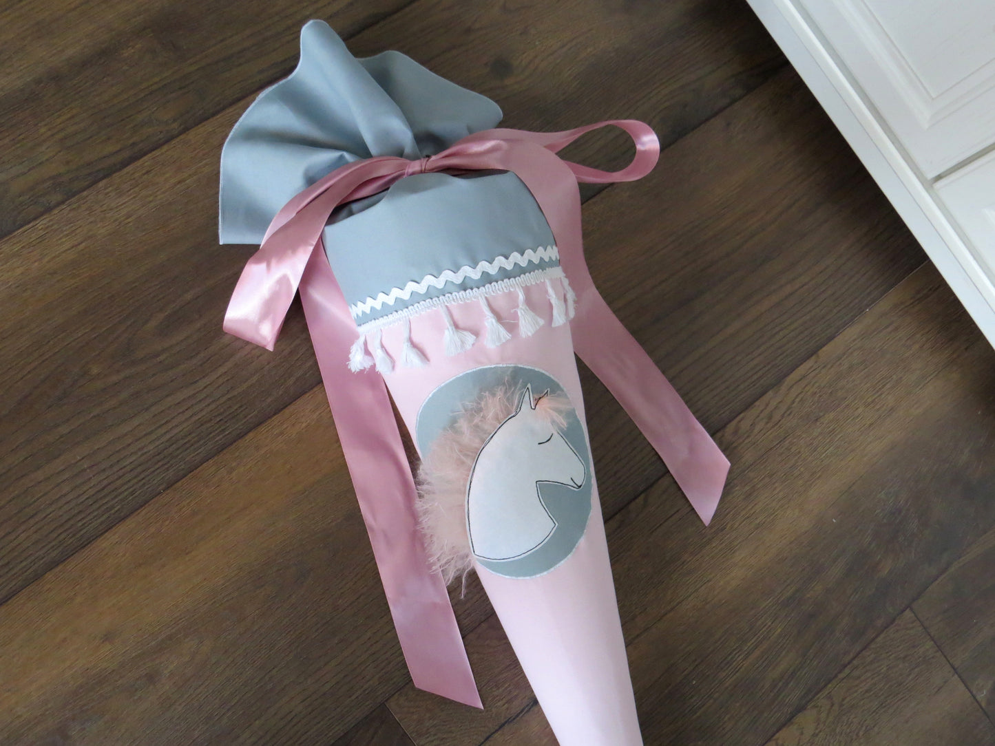 Schultüte Pferd Pony Zuckertüte aus Stoff rosa hellgrau