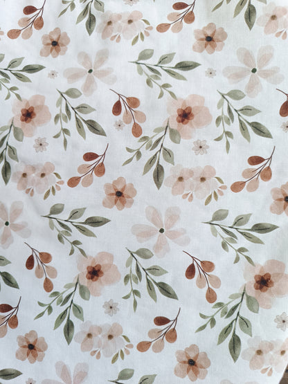 Wärmflasche 2 Liter Blumen in weiß